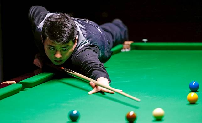 Three Chinese players lose in third round at Snooker World Championship qualifiers XINHUA LINE TODAY