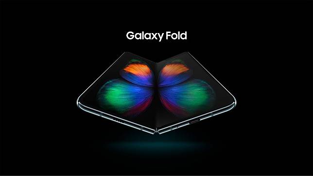 ตำนานใหม่ เปิดตัว Samsung Galaxy Fold หน้าจอพับได้ มีรอยบาก กล้อง 6 ตัว ราคา 6 หมื่นบาท!