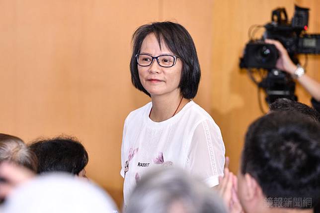 北一女教師區桂芝近日上網路節目受訪時，表示自己主張「0軍購」，還說「若承認台灣人就是中國人，和平就來了，一毛錢軍費都不用花」，引發爭議。（資料照片／李智為攝）