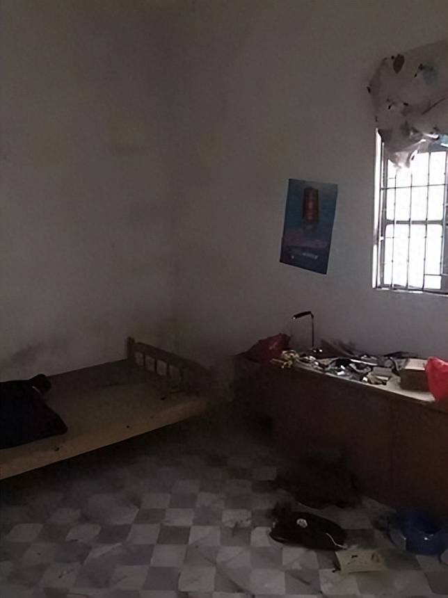 แม่ใจสลาย