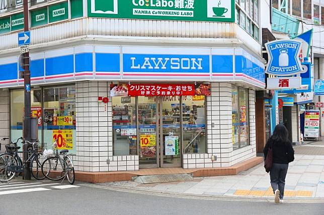 面對人力短缺，日本便利商店自助化的普及率漸增。（圖片來源：經理人提供）