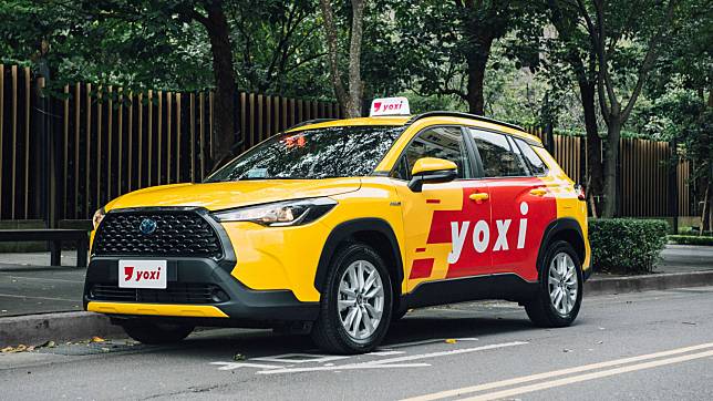 和泰 yoxi 車隊取得彰化、左營高鐵排班經營！