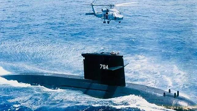 海軍256戰隊海虎軍艦爆發重大意外，導致6人墜海。截自「國防部發言人」臉書