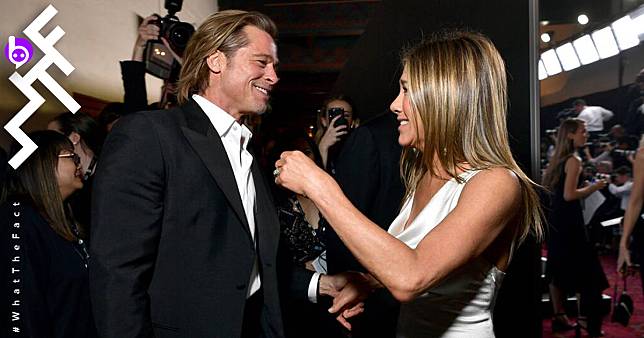 หรือจะ “มู้ปอร” เป็นวงกลม? เมื่อ Brad Pitt ฉุดรั้งเมียเก่า Jennifer Aniston หลังเวที SAG Awards