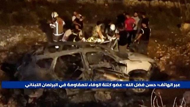 2023年11月5日，黎巴嫩南部邊境一輛車被以色列軍砲擊擊中，車上3名女童與她們的祖母身亡。路透社/黎巴嫩廣場電視台（Al-Mayadeen）