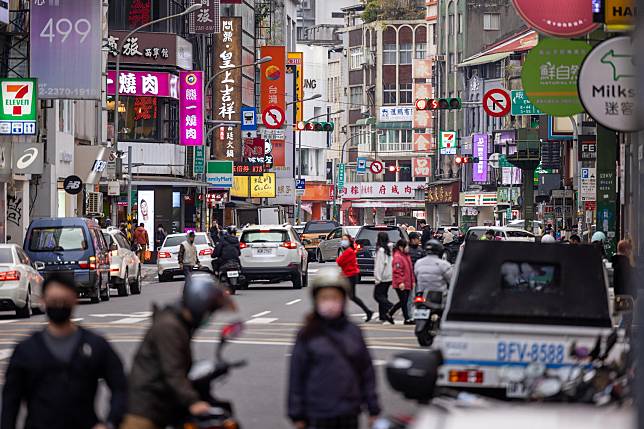 西門商圈人潮復甦，也讓投資者看好店面市場，豪砸5.9億買下整棟透店。（圖片來源／台灣房屋提供）