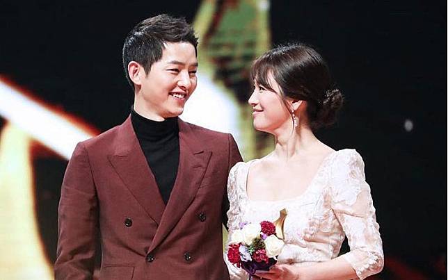 Song Joong Ki -Song Hye Kyo ตัดสินใจจบความสัมพันธ์สามี-ภรรยา ยื่นเอกสารฟ้องหย่าหลังแต่งงานกันมาเกือบ 2 ปี