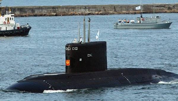 俄羅斯海軍「基洛級」(Kilo-class)潛艦。   圖：翻攝RIA Novosti(資料照片)