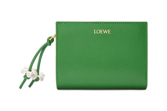 LOEWE 長財布 限定 YEAR OF THE DRAGON ⭐️春財布 母の日
