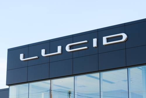 【美股新聞】由於電動汽車需求疲軟的跡象，Lucid 將裁員 1,300 人