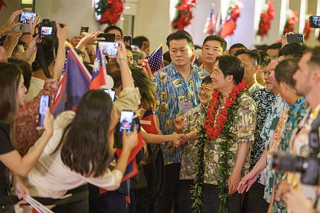 賴總統「繁榮南島 智慧永續」之旅當地時間4日晚間抵達關島過境，並將於5日前往關島總督官邸出席歡迎早茶敘。（記者黃一翔攝）