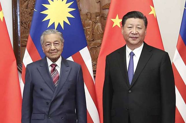 馬來西亞總理馬哈地（左）與中國國家主席習近平（取自新華網）