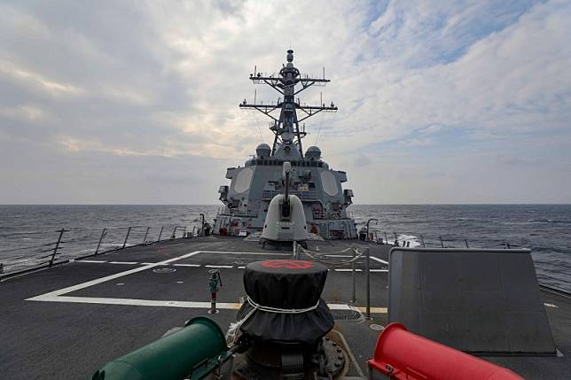 美軍驅逐艦21日穿越台海，國防部表示全程掌握。（取自美國海軍第七艦隊官網 ）