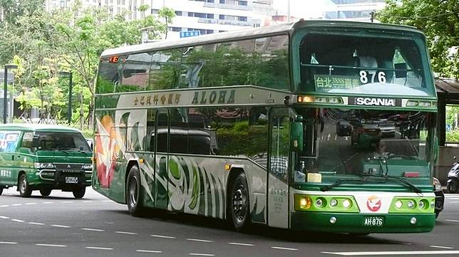 （翻攝自臉書阿羅哈客運俱樂部 aloha bus funs clubs）。
