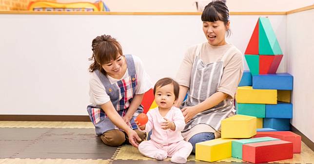 衛福部修正托嬰定型化契約，孩子健康狀況不佳，通知家長必須接回，不能拒絕