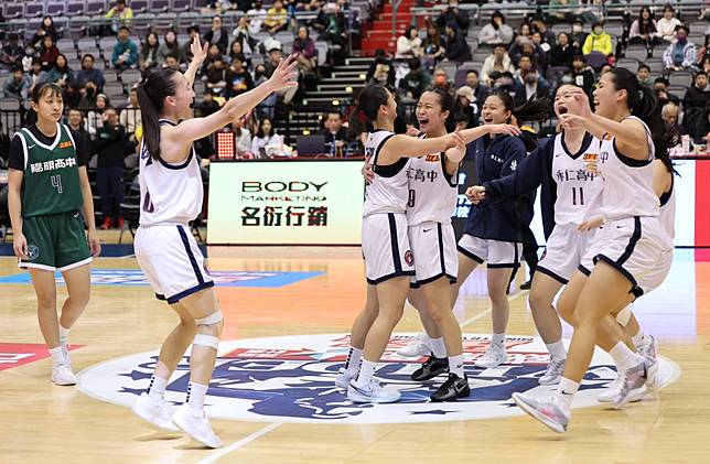 永仁重返四強首勝超嗨。高中體總提供。下同。