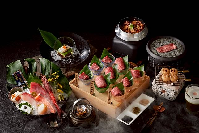 「藝奇日本料理岩板燒」所推出的「極上套餐」內容包含產地直送龍虎石斑鍋、岩烤鮮魚、酒蒸鮮味海之幸等山珍海味（圖／高雄夢時代）