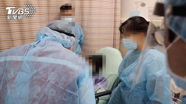確診者砍傷3名雙和醫院護理師，一審判決出爐。（圖／TVBS資料畫面）