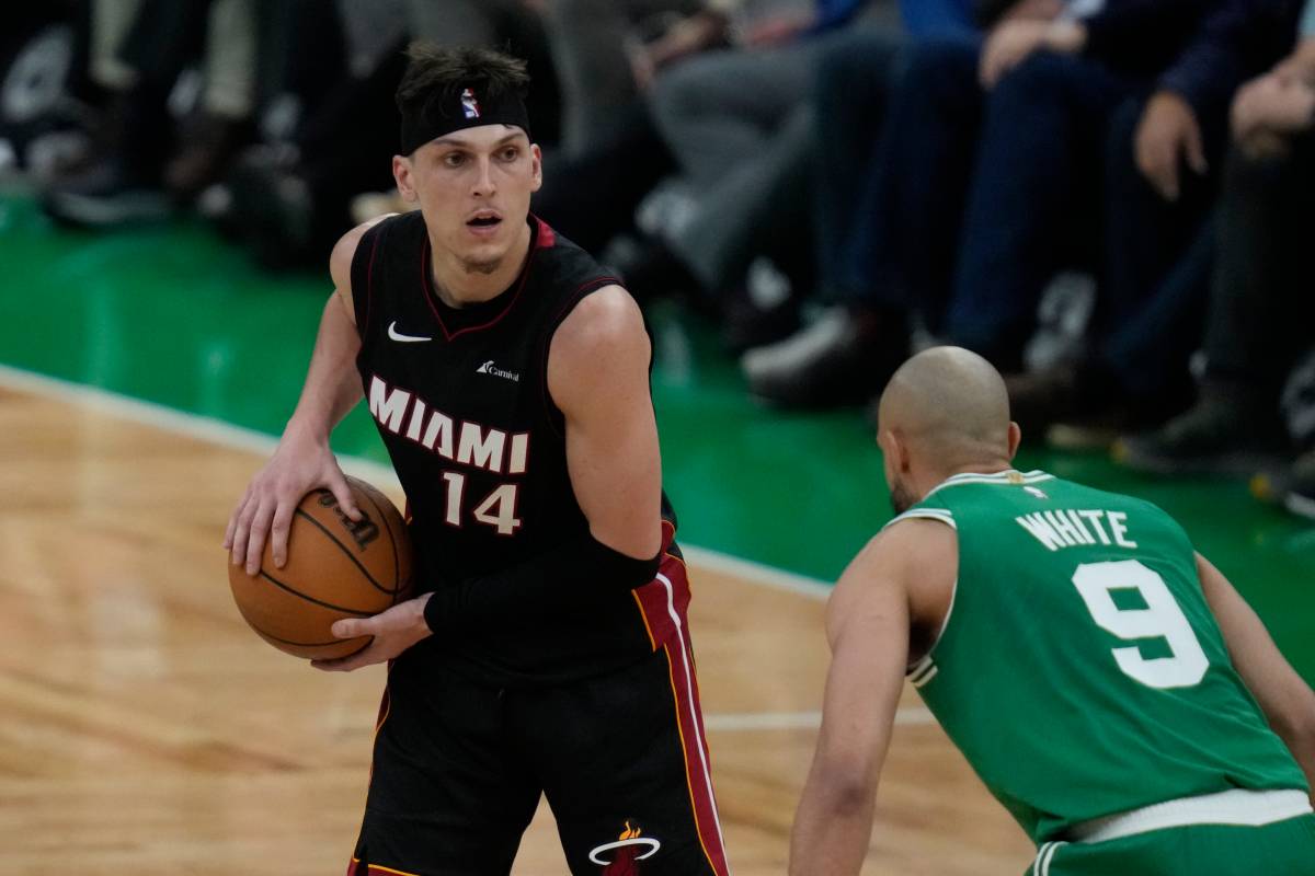 Miami Heat shocks the NBA world by defeating Boston Celtics in playoff game