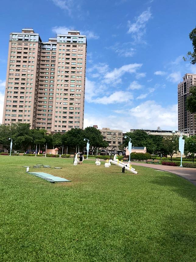 碧草如茵的仁愛公園（圖/ Melanie Yu）