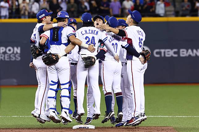 Taïwan a battu la Corée du Sud avec 6 points en un seul match et a remporté sa première victoire de ce tournoi (Source photo : Chinese Baseball Association)