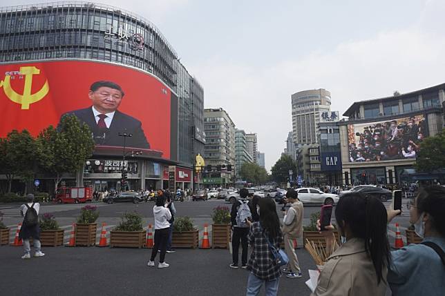 中國經濟在經歷30多年快速發展之後，最近發生了重大逆轉，正遭遇最嚴重的經濟與金融財政危機。（美聯社）