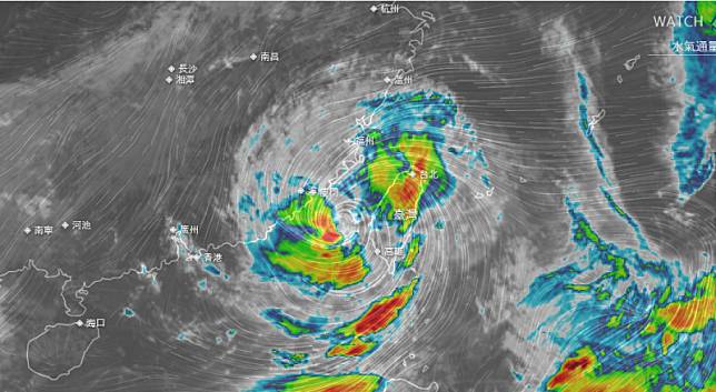 海葵今(4)日12時的中心位置在澎湖的南南西方約 60 公里處，過去3小時因受到地形破壞強度略為減弱。 圖：翻攝自天氣與氣候監測網