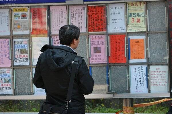 網友替年近60歲的叔叔找房卻接連被拒絕，讓他感嘆租屋市場對年長者太不友善。示意圖／好房資料中心