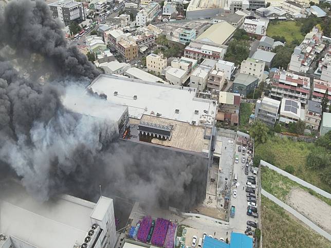 全聯大肚廠房施工中的新建工程火警，9死8傷，針對嚴重工安事故，中市府「三法併罰」（圖：中市府提供）