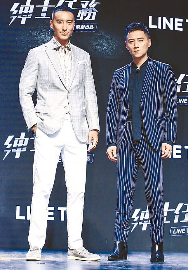 王陽明（左）、鄭人碩昨身穿帥氣西裝出席《紳士任務》記者會。（陳俊吉攝）