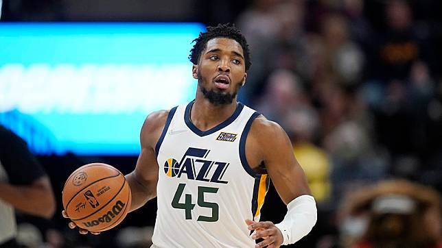 因腿筋不適提前退場的Donovan Mitchell。（達志影像資料照）