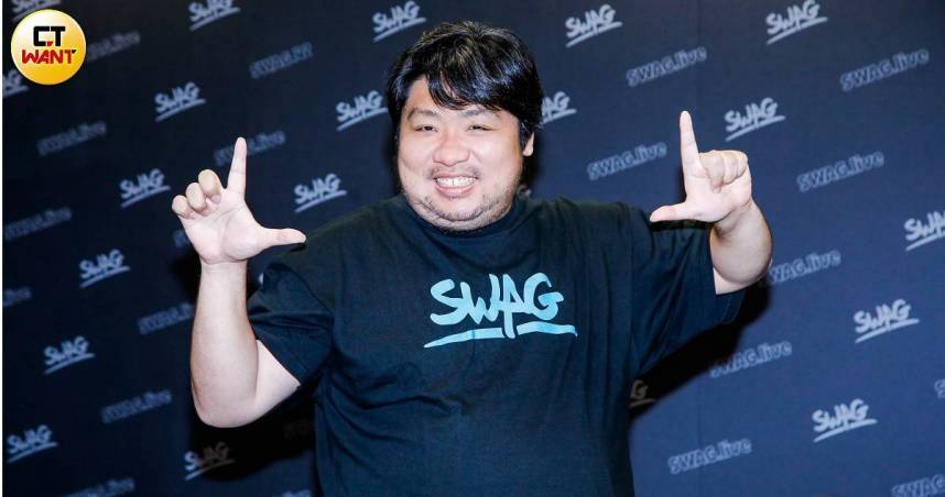 統神直播遇7.0強震驚喊「地震好晃啊」 身體誠實反應網笑：晃到完也沒跑 | CTWANT | LINE TODAY