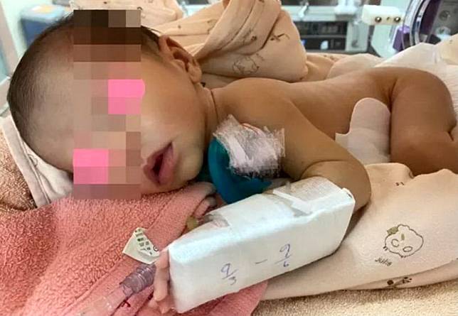 台中女嬰家長在網路指控，他女兒住院觀察，醫院發現她骨裂，質疑照顧疏失控告醫院過失傷害。（記者陳金龍翻攝）