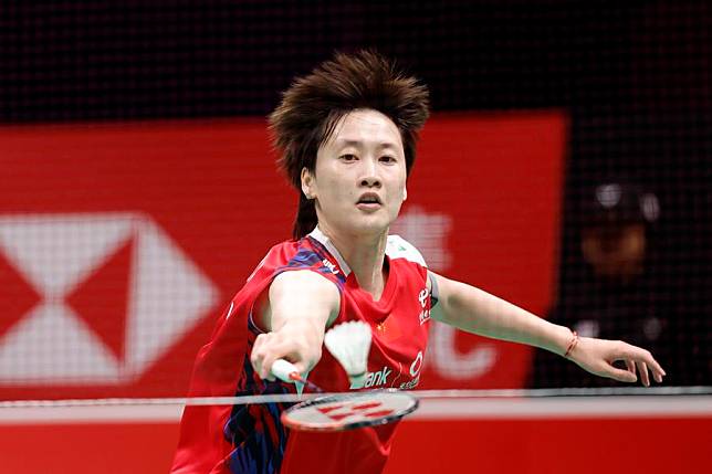 Chen Yufei of China hits a return in the singles match against Gregoria Mariska Tunjung of Indonesia in the final of BWF Uber Cup Finals in Chengdu, southwest China's Sichuan Province, May 5, 2024. (Xinhua/Shen Bohan)