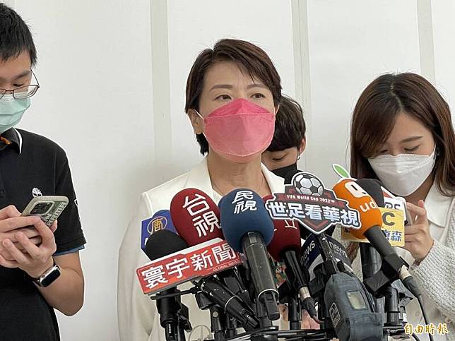無黨籍台北市長候選人黃珊珊今感謝市民小額捐款支持。(記者鄭名翔攝)