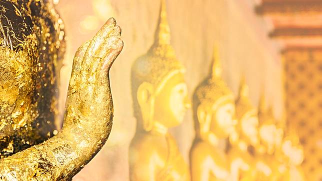 .คาถาขออโหสิกรรม ทำอะไรติดขัดไม่รุ่ง แนะให้สวดบทนี้.