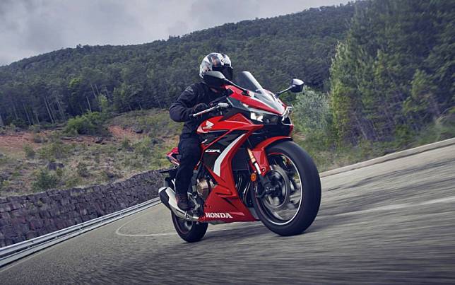 Honda Motorcycle 2022年式CBR500R 全球同步熱血上市