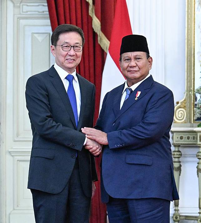 Chinese Vice President Han Zheng meets with Indonesia's new President Prabowo Subianto in Jakarta, Indonesia, Oct. 20, 2024. (Xinhua/Rao Aimin)