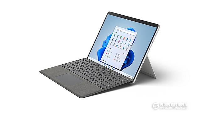 Surface Pro 8 13吋觸控筆電