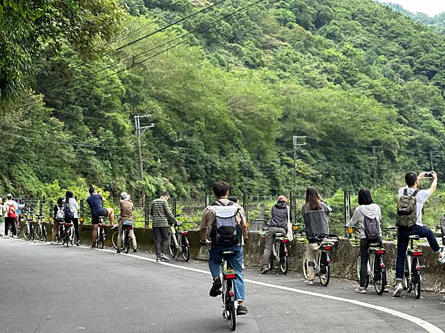 平溪鄉自然景觀豐富，人車較少，適合以單車安排行旅。（圖片來源／新北市文化授權轉載，下同）