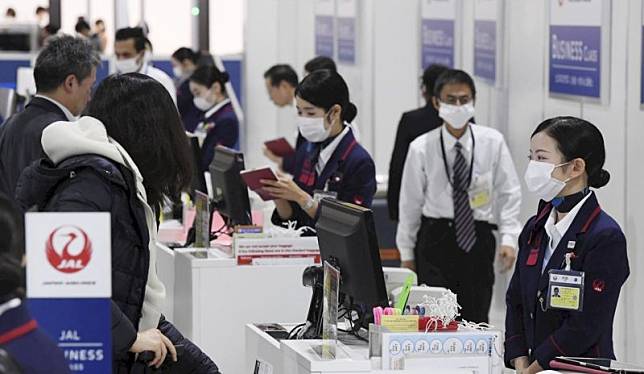 ▲日本成田空港，日本航空櫃檯。（圖／美聯社／達志影像）