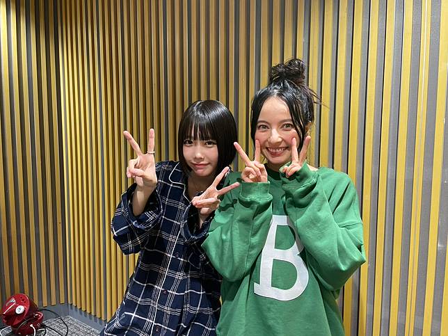ano（左）檯面上說討厭Becky，私下兩人關係不錯，Becky曾上她主持的電台節目。翻攝ano_ann0 X