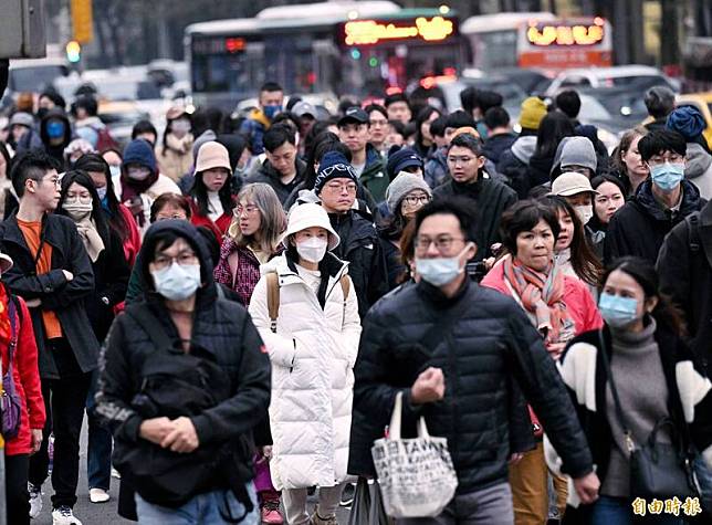 今日各地天氣依舊偏涼、偏冷，各地高溫僅約17到20度。(資料照)