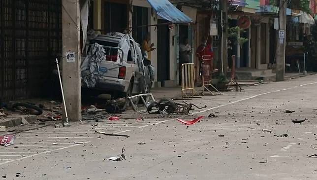 Motorcycle Bomb Injures Six in Thailand