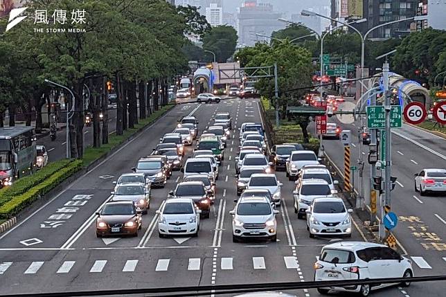 台中交通6大亂象，引發移居的網友不滿。（資料照／洪煜勛攝）