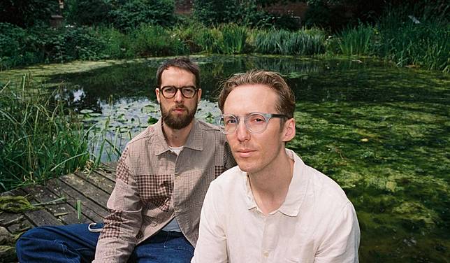 HONNE ปล่อยอัลบั้มใหม่ OUCH ชวนแฟนๆ ไปรู้จักกับเรื่องราวชีวิตของสมาชิกวงผ่าน 16 บทเพลงสุดละมุน