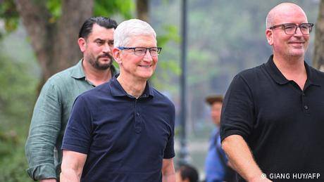 蘋果CEO庫克4月15日抵達越南河內進行商務訪問