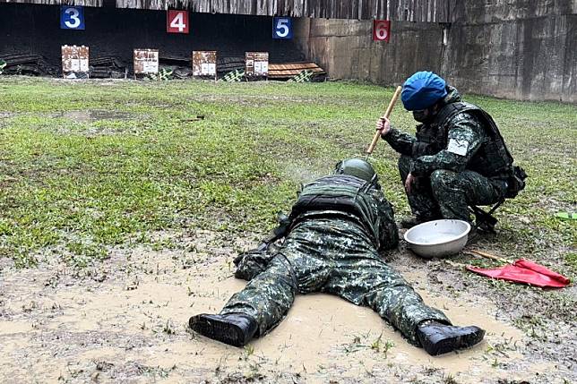 陸軍八軍團轄下步兵117旅軍車掉落整箱空彈殼。（示意圖／陸軍第八軍團提供）