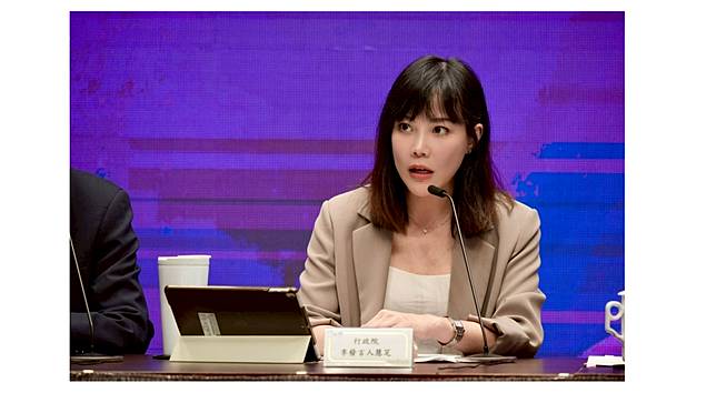 行政院發言人李慧芝說明撥補台電千億是為穩健其財務。資料照片