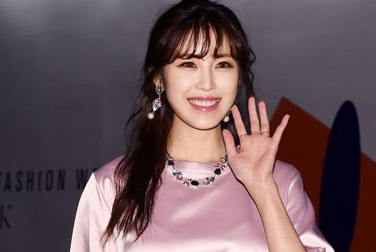 Hyoseong ยิ้มออกได้สักที! ศาลตัดสินให้ชนะคดี - TS Entertainment ถูกสั่งจ่ายเงินชดเชยดาราสาว 3.7 ล้านบาท